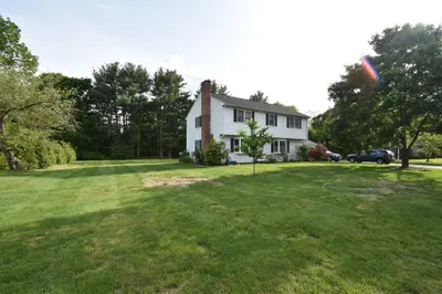 17 Wagonwheel Rd 1