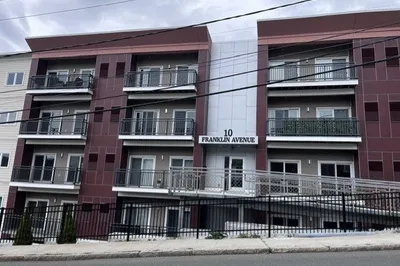 10 Franklin Ave #U-107 1