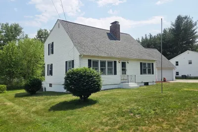 12 New Searles Rd