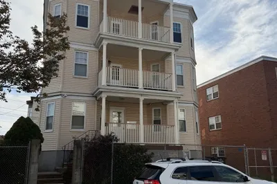 4 Stockton St #3 1