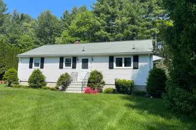 113 Hazel St 1