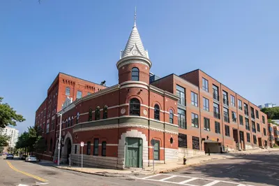 251 Heath St #419