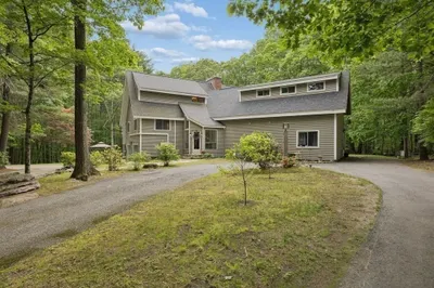 10 Cold Harbor Drive 1