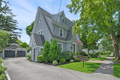 4 Homestead Rd 1
