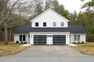 5 Barracks Rd #5
