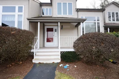 22 Willow Pond Dr #22 1