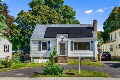 463 Lincoln St 1