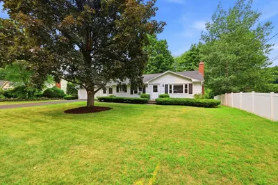 214 Forest Hills Rd