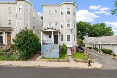 42 Moseley St 1
