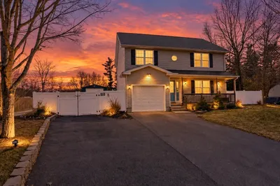 31 Acrebrook Rd 1
