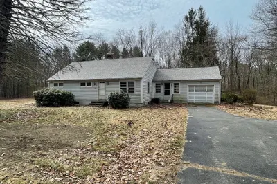 280 Ware Rd