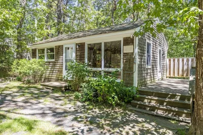 75 Cassick Valley Rd #B