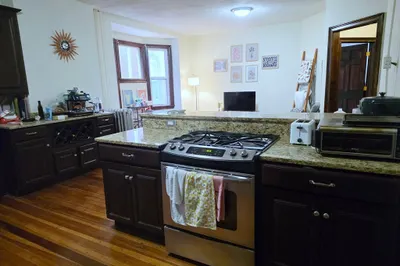 20 Winchester St #4 1