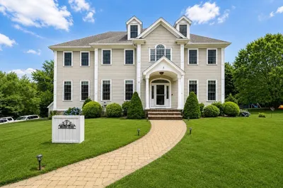 3 Great Acres Dr 1