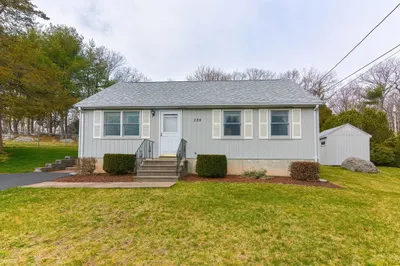 825 County St 1
