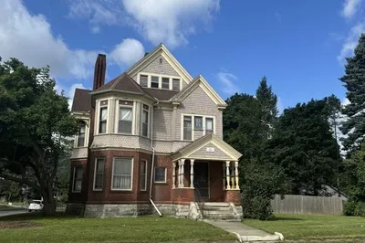 243 Church St 1
