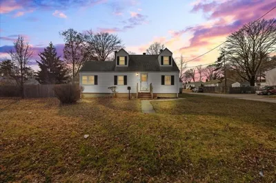 31 Magnolia Ave