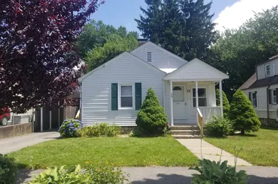 24 Purchase St