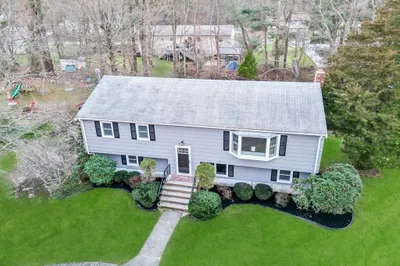 164 Hall Street 1