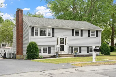 3 Gettysburg St. 1