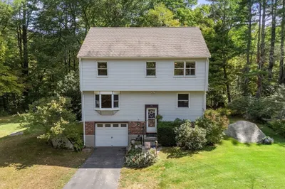 79 Fowler St 1