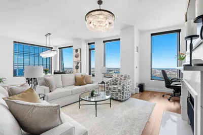 110 Sudbury St #4305 1