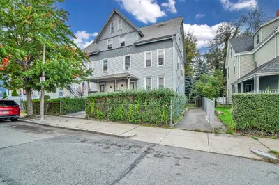 86 Bernard St #1