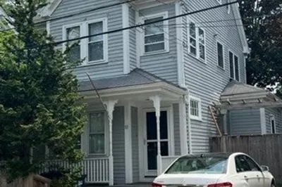 10 Orrin St #10