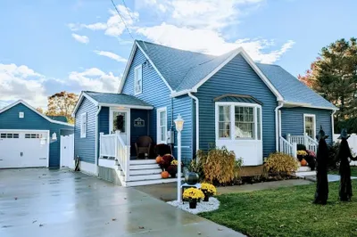 64 Woodside Drive 1