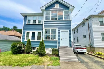 12 Gilbert Ct #12