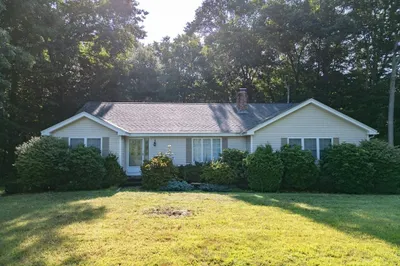 17 Ashley St