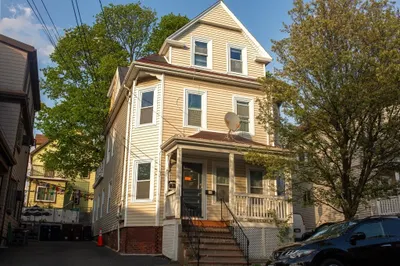 15 Marie Ave