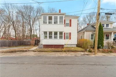 75 Winthrop Ave