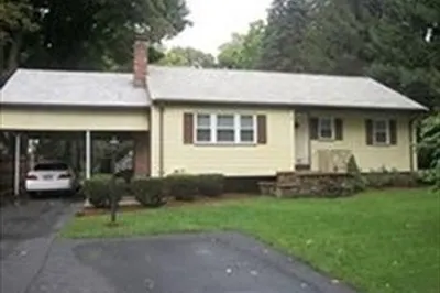 8 Burns Ave #1