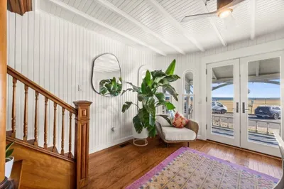 33 Ocean Ave