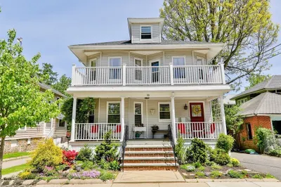 70 Wren St #2 1
