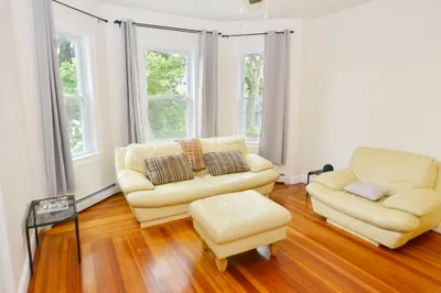 11 Ballard St #2