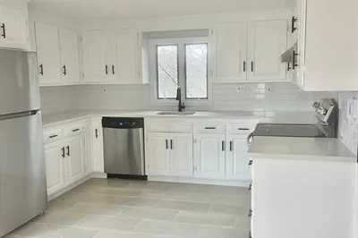 14 Maverick Court