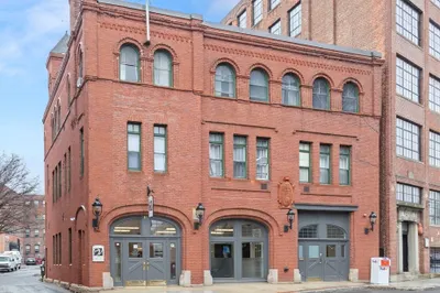 18-22 Essex Street #17 1