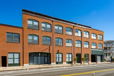 815 Somerville Ave 1