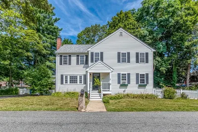 3 Oakhill Ave 1