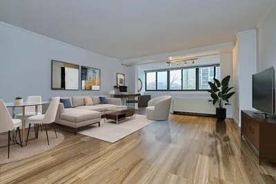2 Hawthorne Place #6G