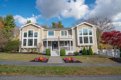21 Harrison Ave 1