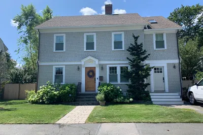 31 Bubier Rd