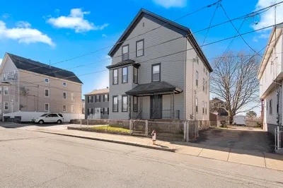 151 Winthrop St 1