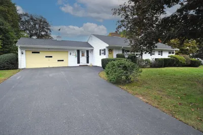 38 Leland St 1