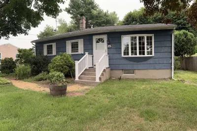 15 Wenonah Dr 1