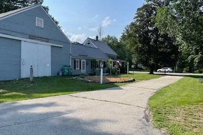 43 Depot Rd