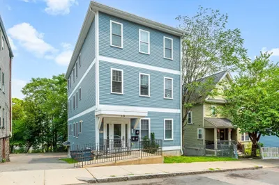 19 Deering Rd 1