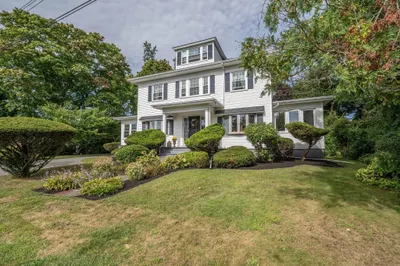 55 Akin St 1